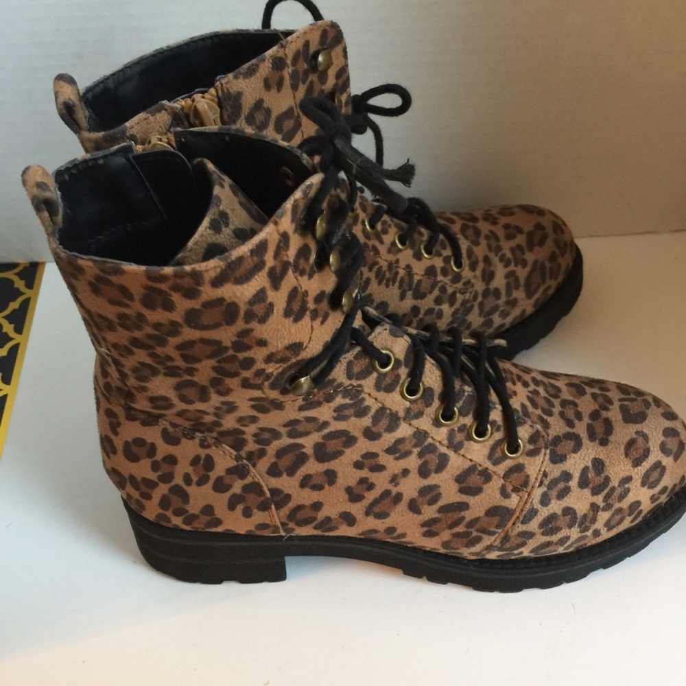 Leopard Print Lace-Up Women's Combat Boots - Brown